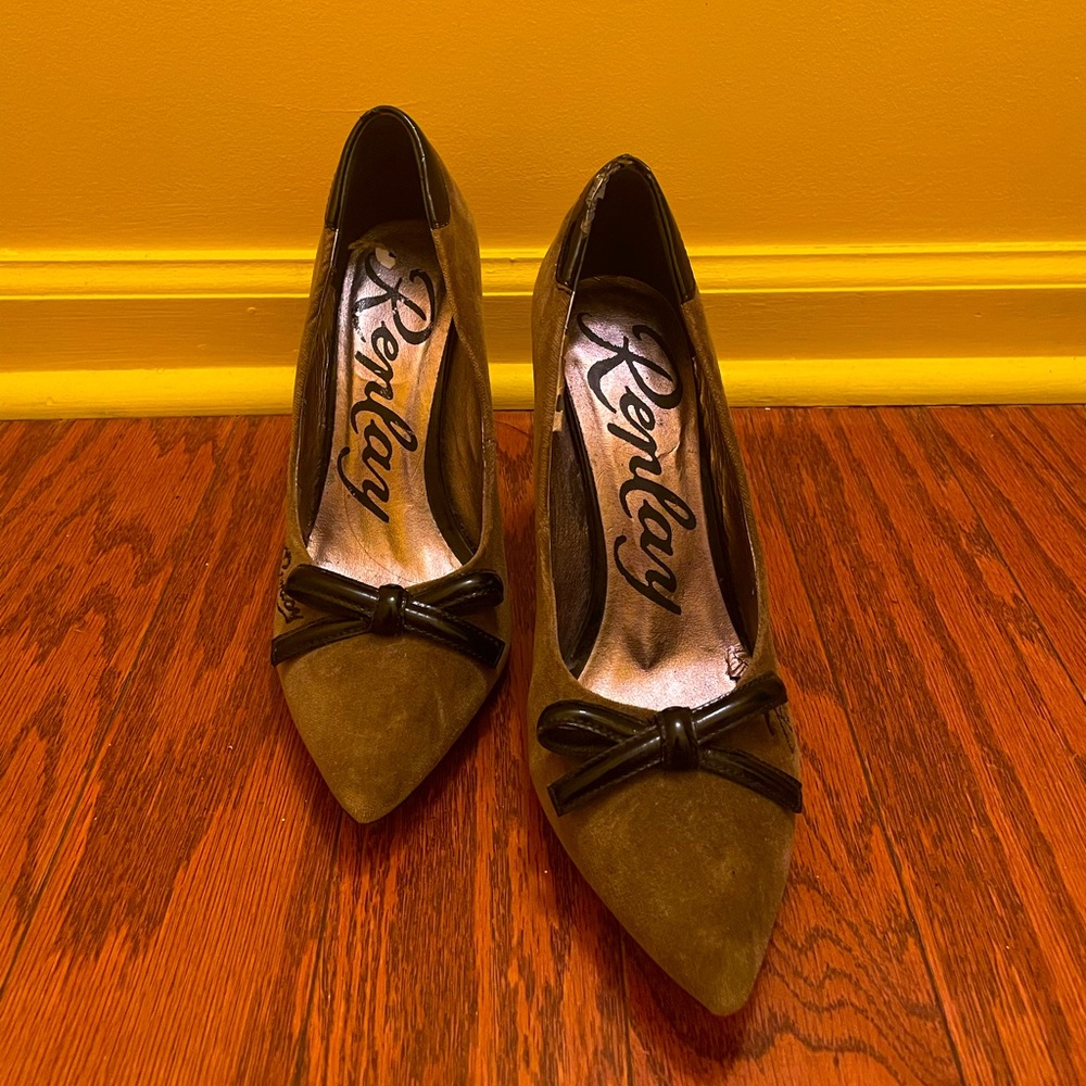 Replay’s Olive-green & black 2.5 inch pumps